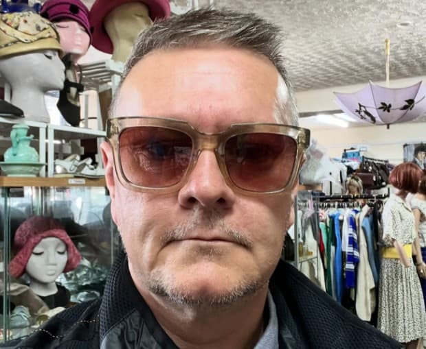 Mark Tomlinson